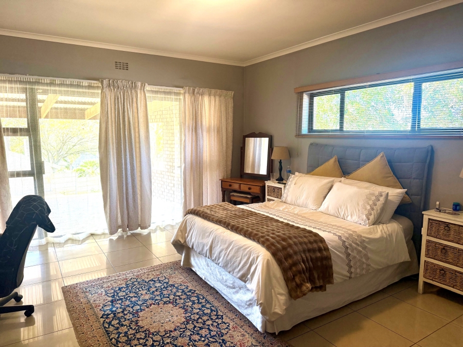 3 Bedroom Property for Sale in Die Wingerd Western Cape